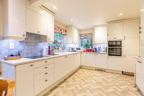 undefined, Normay Rise, Newbury, Berkshire, RG14
