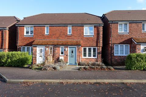 2 bedroom semi-detached house for sale, Icarus Avenue, Burgess Hill, RH15