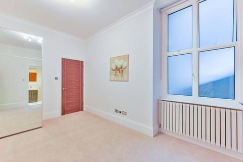 3 bedroom flat for sale, Bickenhall Street, Marylebone, London, W1U