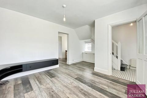 2 bedroom semi-detached house to rent, Lewis Road, Droylsden, Manchester, Greater Manchester, M43