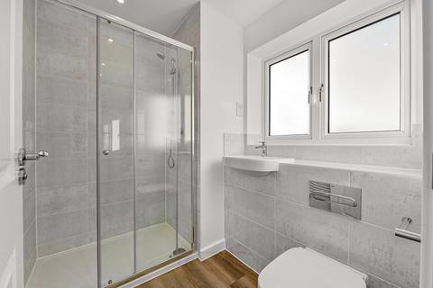 4 bedroom terraced house to rent, Barrosa Way, Whitehouse , Milton Keynes, MK8