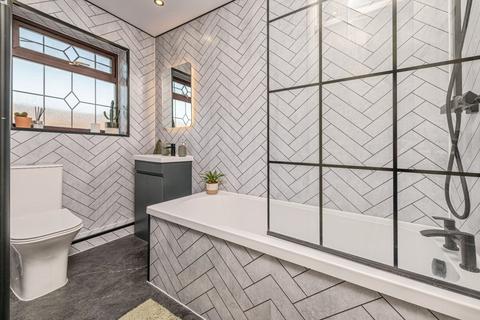 2 bedroom terraced house for sale, Fellowsides Mews, West Yorkshire WF5