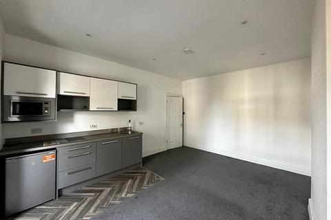 Studio to rent, Flat 7 116  Park Road, Peterborough, Cambridgeshire