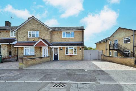 2 bedroom terraced house for sale, Turners Hill, Hemel Hempstead, HP2