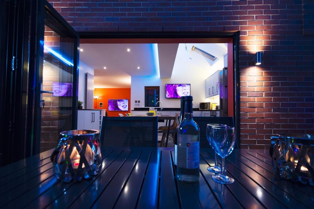 Flat4 8 Seely Rd Web-