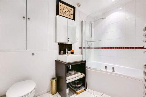 1 bedroom flat for sale, Porchester Square, London W2