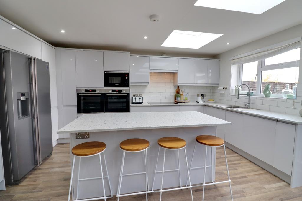 Living/kitchen/dining area