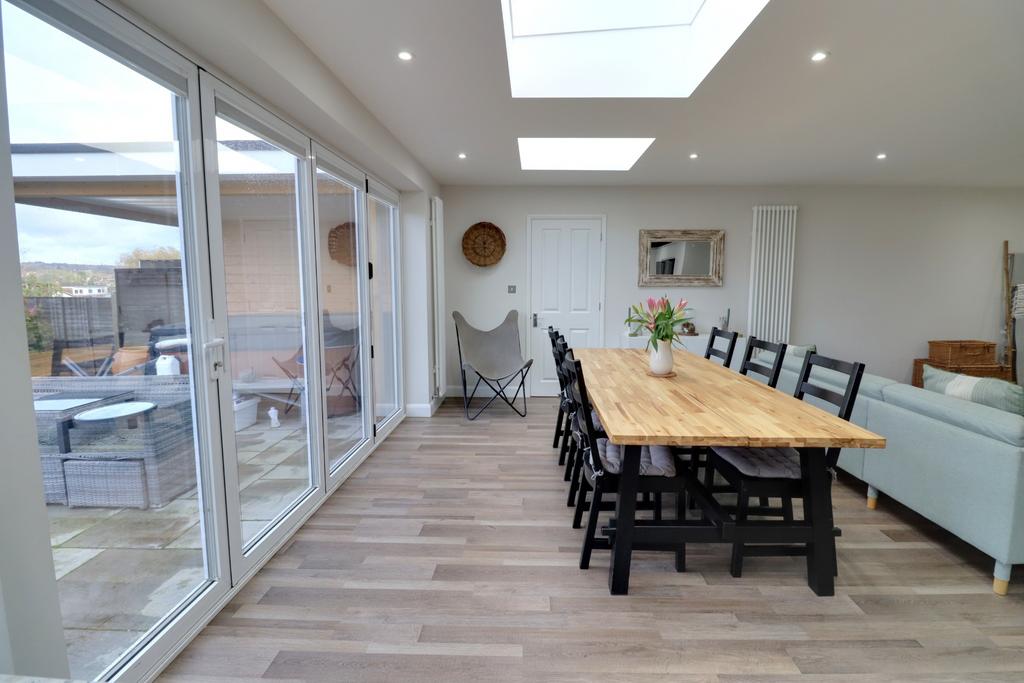 Living/kitchen/dining area