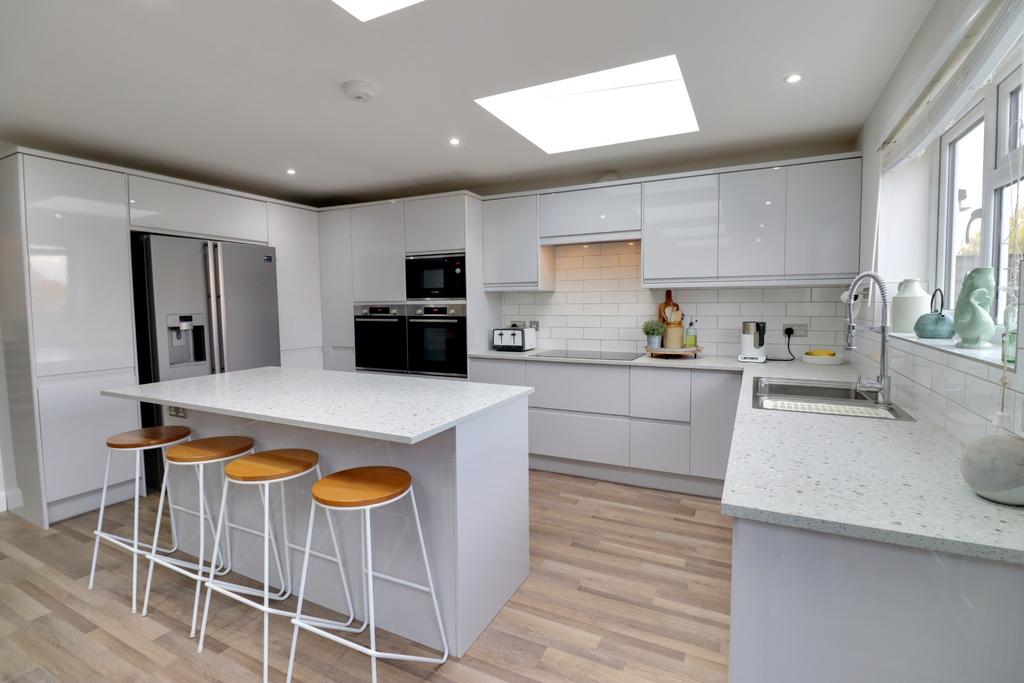 Living/kitchen/dining area