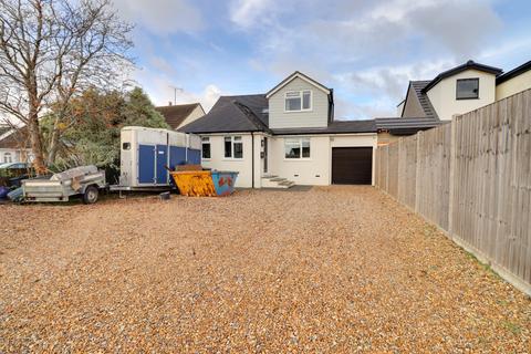 undefined, CRESTLAND CLOSE, COWPLAIN