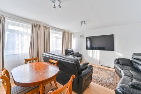 2 bedroom flat for sale, John Wilson Street, Woolwich, London, SE18