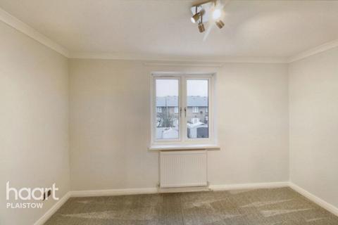 2 bedroom terraced house for sale, Gwendoline Avenue Upton Park, London