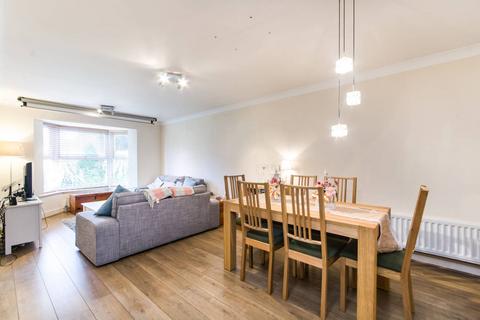 2 bedroom flat to rent, Kingston Road, Wimbledon, London, SW19
