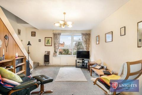 2 bedroom apartment for sale, Spencer Road, London, N17
