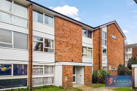 2 bedroom apartment for sale, Spencer Road, London, N17