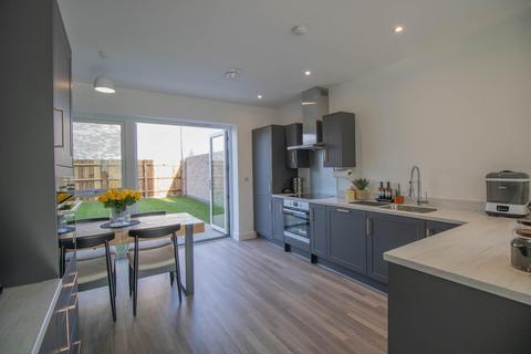 4 bedroom detached house to rent, Brigettine  Square, Cambridge