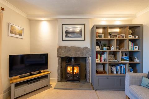 undefined, Grey Row, Ruthvenfield, Perth