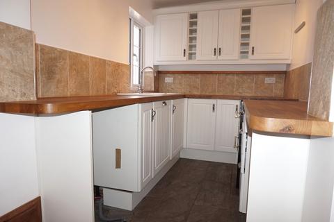 2 bedroom terraced house to rent, Shrewsbury Road, Stafford ST17
