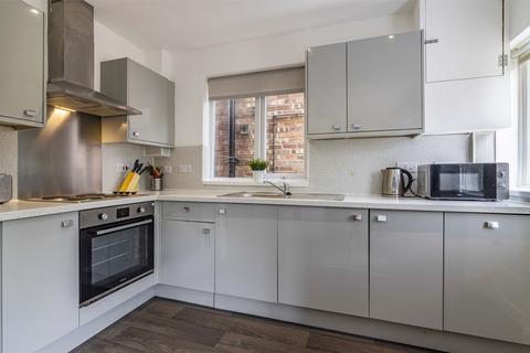 undefined, Warwick Avenue, Nottingham NG9