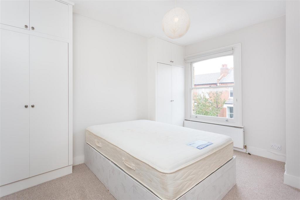 Lettings Hammersmith Sulgrave Road  - Bedroom 1.jp