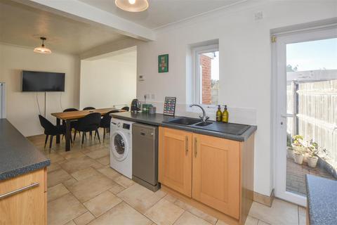 3 bedroom semi-detached house for sale, Long Ridings Avenue, Hutton, Brentwood