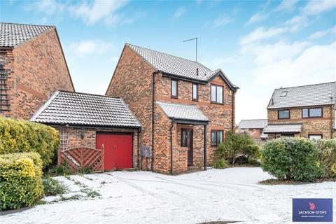 4 bedroom detached house to rent, The Fairoaks, Northampton, Northamptonshire, NN3