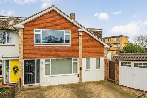 4 bedroom end of terrace house for sale, Elizabeth Gardens, Sunbury-On-Thames TW16