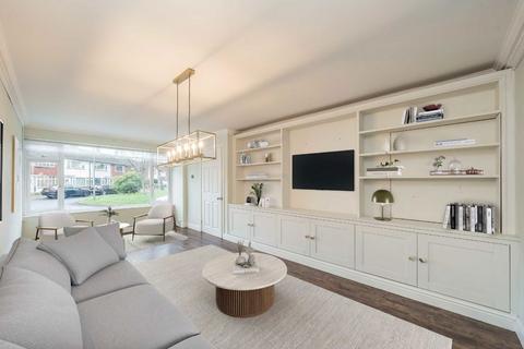 4 bedroom end of terrace house for sale, Elizabeth Gardens, Sunbury-On-Thames TW16