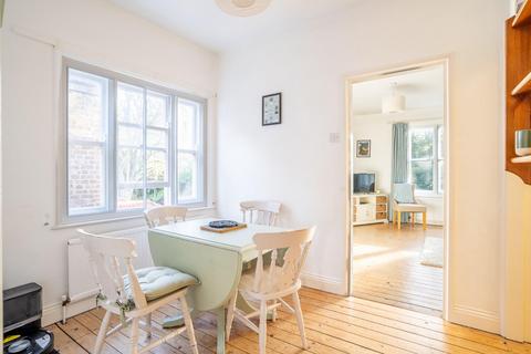 undefined, Gillygate, York