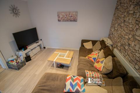 4 bedroom semi-detached house for sale, Boundary Crescent, Beeston, NG9 2QY