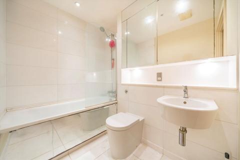 2 bedroom flat to rent, Romney House, Westminster SW1P