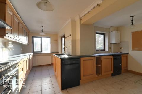 5 bedroom semi-detached house for sale, Sentinel Road, Northampton