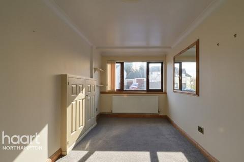 5 bedroom semi-detached house for sale, Sentinel Road, Northampton