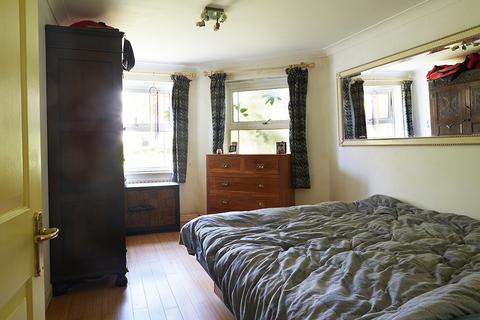 1 bedroom ground floor flat for sale, Chatsworth Square, Hove BN3
