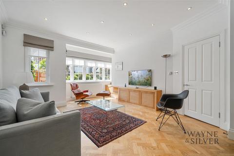 4 bedroom terraced house for sale, Hampstead Gardens, London NW11