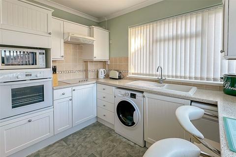 2 bedroom apartment for sale, Cudlow Garden, Rustington, Littlehampton, West Sussex