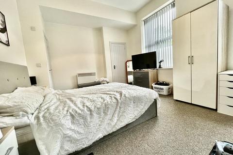 undefined, V2 Mansions, 180 Chapeltown Road, Leeds, West Yorkshire, LS7