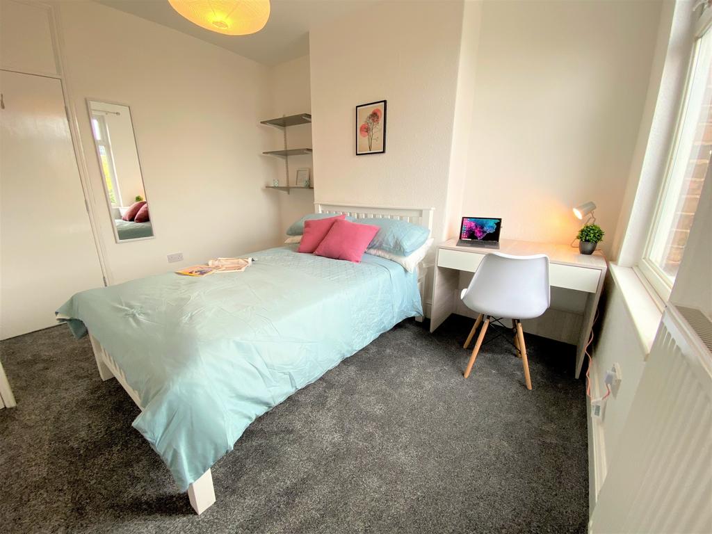 Bedroom 2 (5)