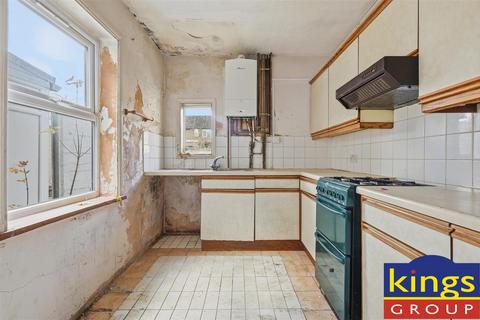 2 bedroom terraced house for sale, York Road, Edmonton, N18