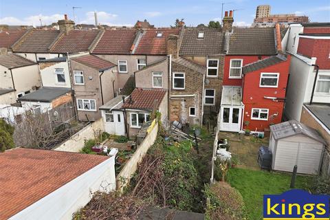 2 bedroom terraced house for sale, York Road, Edmonton, N18