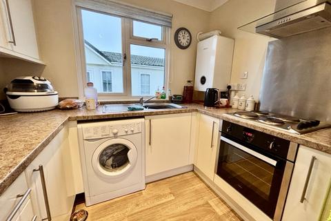 2 bedroom bungalow for sale, Eastern Green Park Three, TR18 3AZ