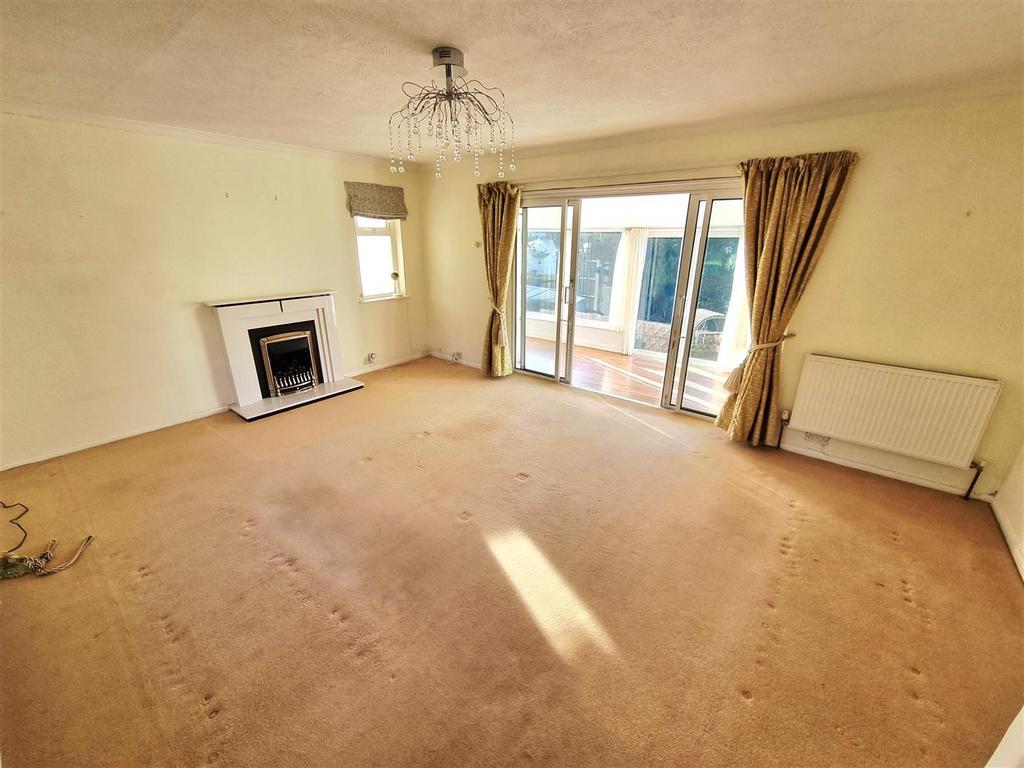 Sitting room.jpg