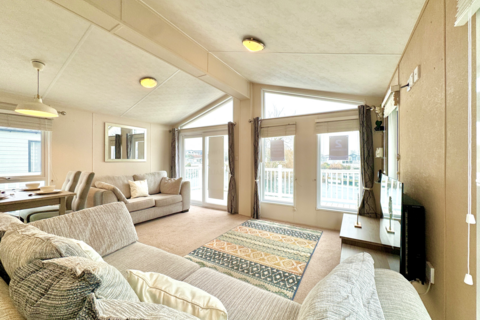 2 bedroom static caravan for sale, Two Bed Lakeside Villa Willerby Robertsbridge Oaklands Holiday Park, Clacton-on-Sea CO16