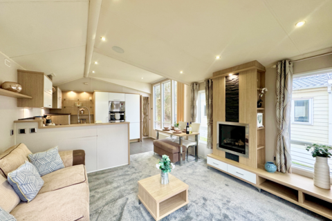 2 bedroom static caravan for sale, Two Bed Lakeside Villa Willerby Robertsbridge Oaklands Holiday Park, Clacton-on-Sea CO16
