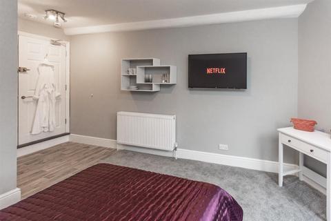 undefined, 129 St Michaels Road, Aldershot GU12