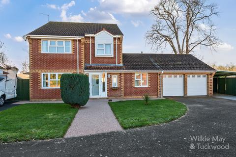 5 bedroom detached house for sale, Charter Close, Bridgwater TA6