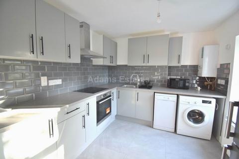 2 bedroom apartment to rent, Erleigh Road, Reading