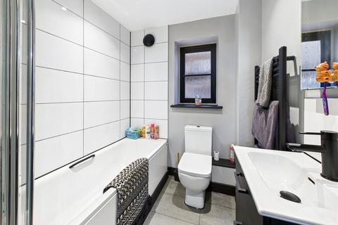 2 bedroom apartment for sale, The Courtyard, Witham, Essex, CM8