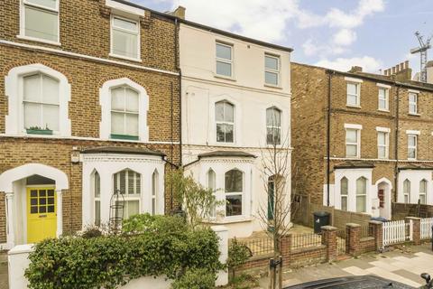 3 bedroom flat for sale, York Road, London W3