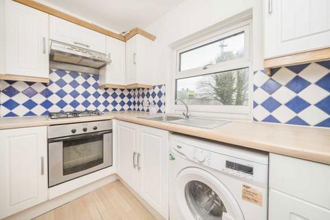 3 bedroom flat for sale, York Road, London W3